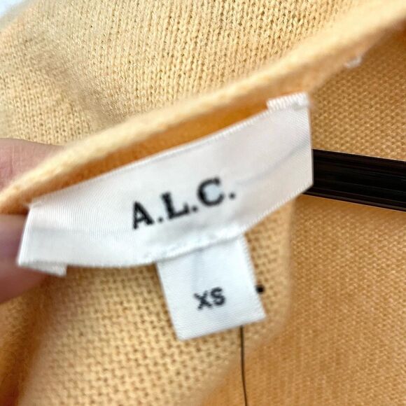 NEW A.L.C. Chiara Apricot Wool & Cashmere Mockneck Deep V Back Sweater US XS🎁 - Picture 10 of 11